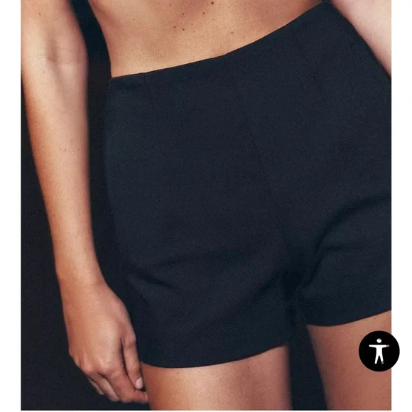 Zara Classic Black high waisted shorts - Picture 2 of 5